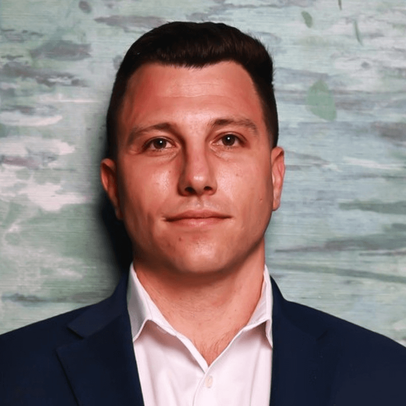 Headshot of Dan Soviero, Vice-President of Signature Foundation